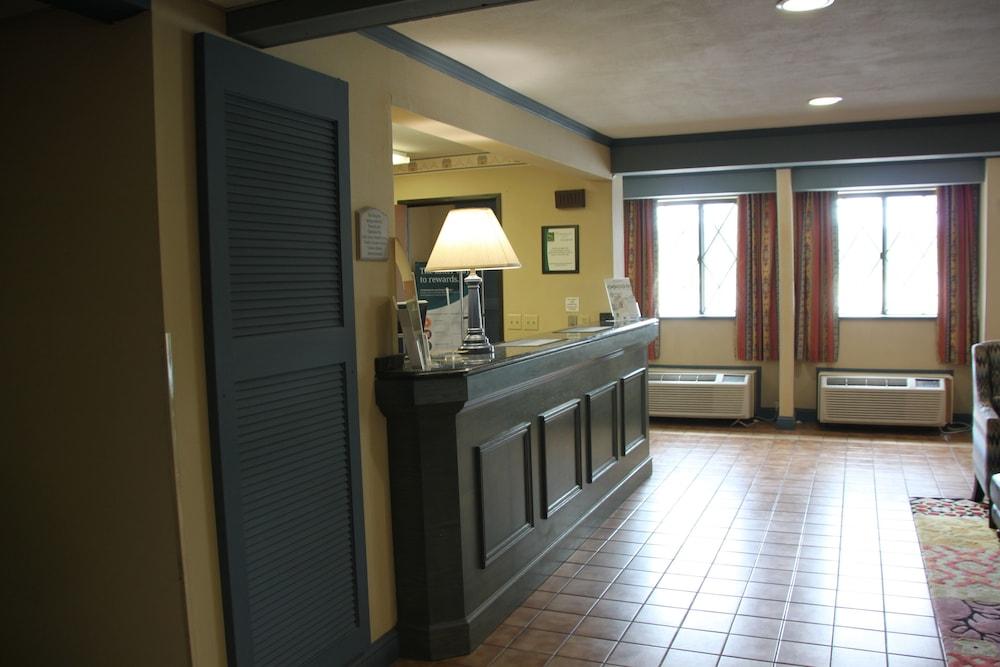 Quality Inn Cortland - University Area Exterior foto